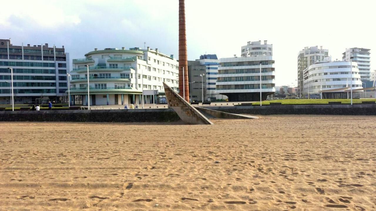 Apartamento Playa Poniente Gijón Exteriör bild