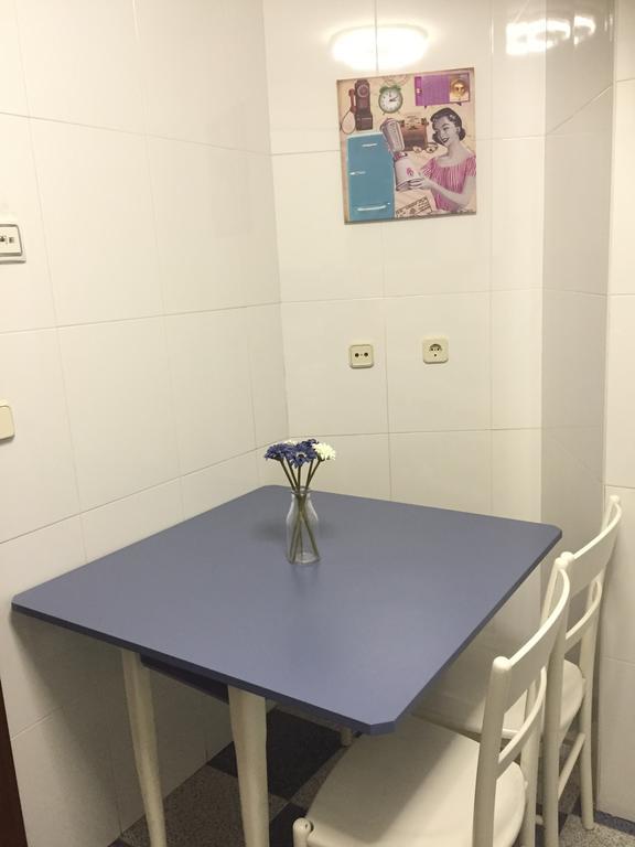Apartamento Playa Poniente Gijón Exteriör bild