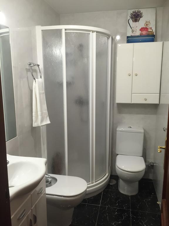 Apartamento Playa Poniente Gijón Exteriör bild