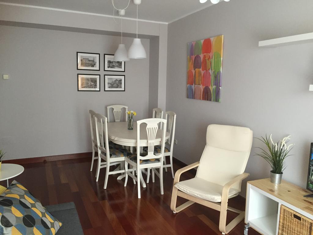 Apartamento Playa Poniente Gijón Exteriör bild